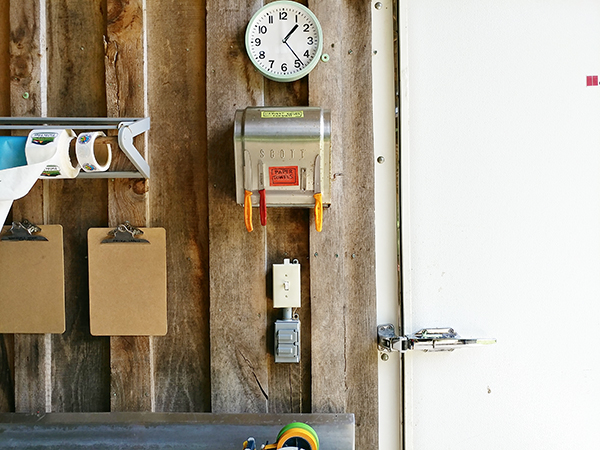 the-invisible-knife-sheath