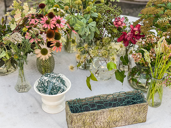 foraged-florals-and-woody-elements-part-1
